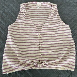 Belle du jour Junior’s Shirt with buttons and tie down the front